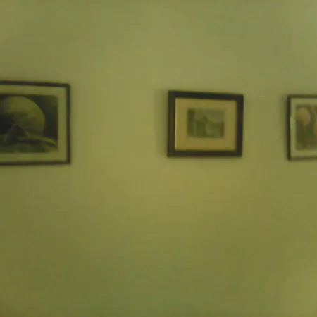 Dali Guest house Alicante